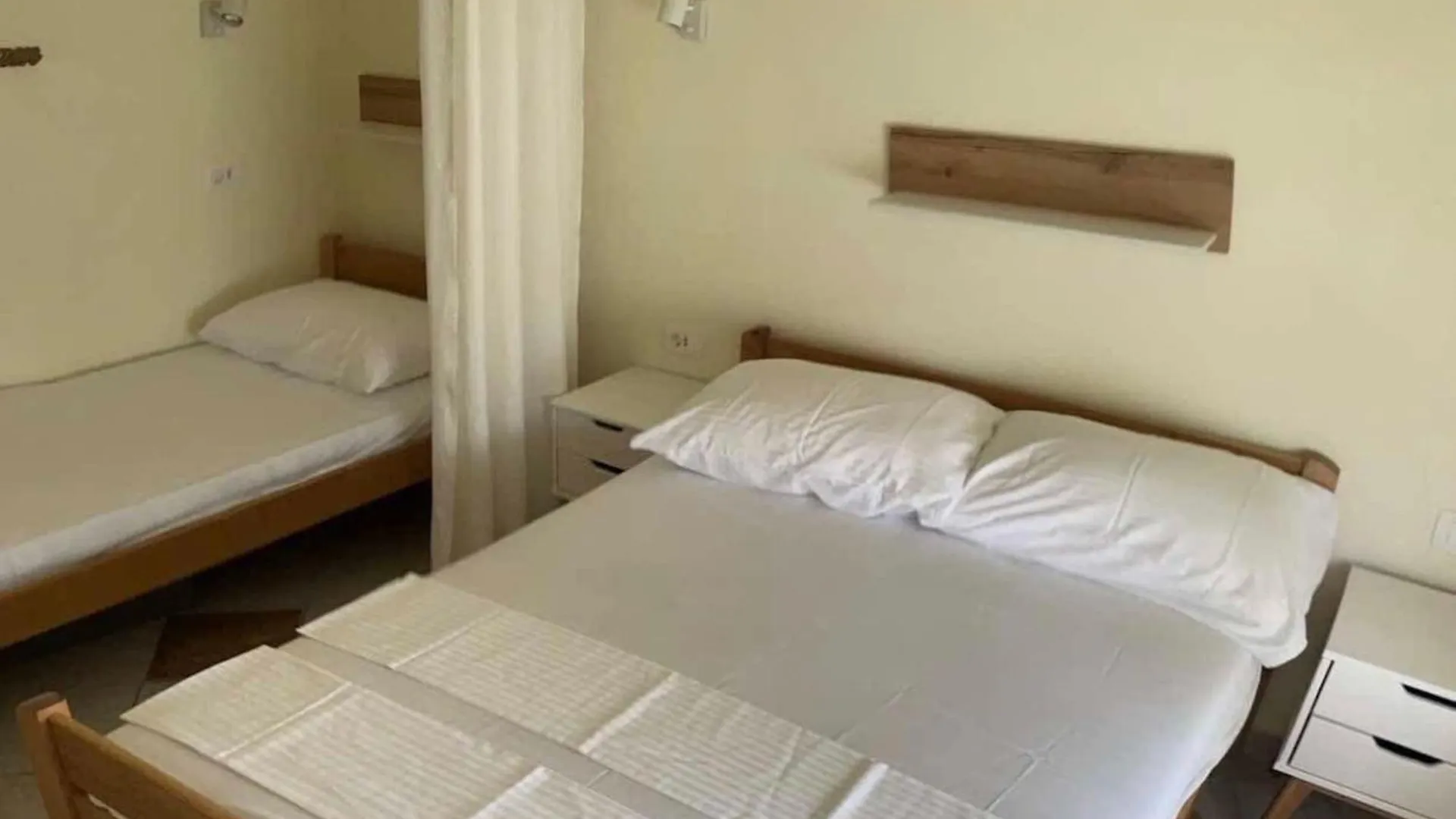 Vir Beachfront Family Friendly Apartments