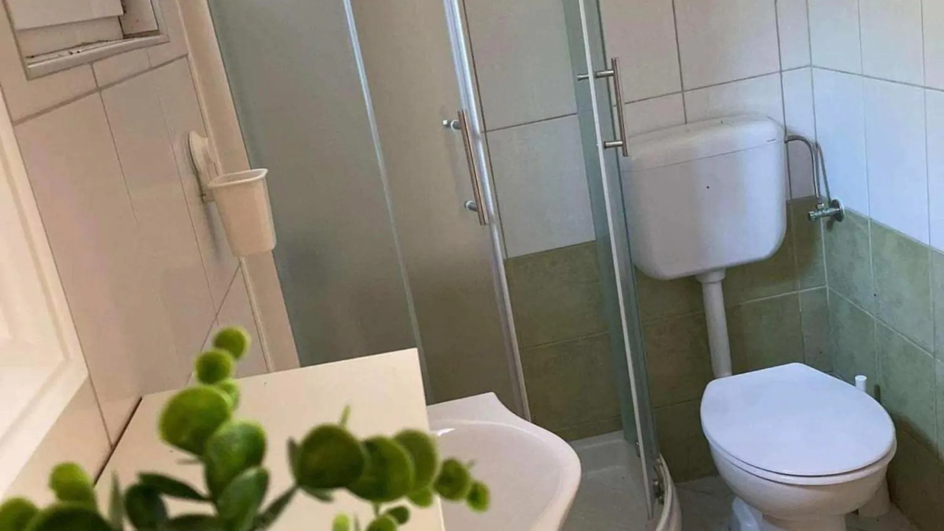 Vir Beachfront Family Friendly Apartments