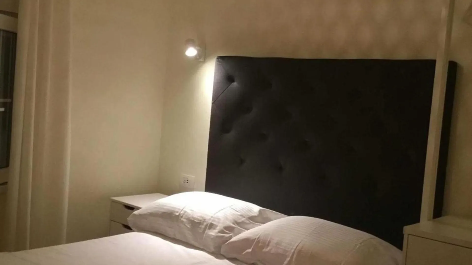 Vir Beachfront Family Friendly Apartments